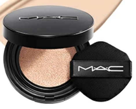 M∙A∙C 「スタジオ フィックス ロングウエア クッション ファンデーション」